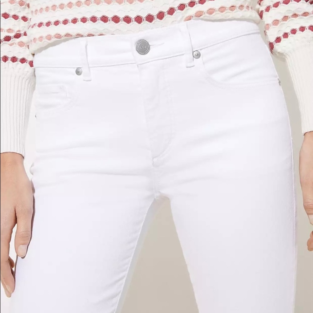 Loft- Mid Rise Slim Pocket Skinny Jeans In White - Picture 4 of 5